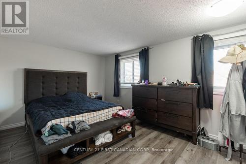 23 - 217 Martinet Avenue, London, ON - Indoor Photo Showing Bedroom