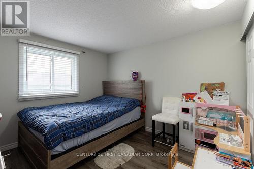 23 - 217 Martinet Avenue, London, ON - Indoor Photo Showing Bedroom