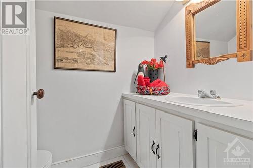 9384 Branch Road, North Augusta, ON - Indoor Photo Showing Bathroom