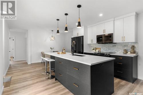 58 Kirk Crescent, Saskatoon, SK - Indoor Photo Showing Kitchen With Upgraded Kitchen