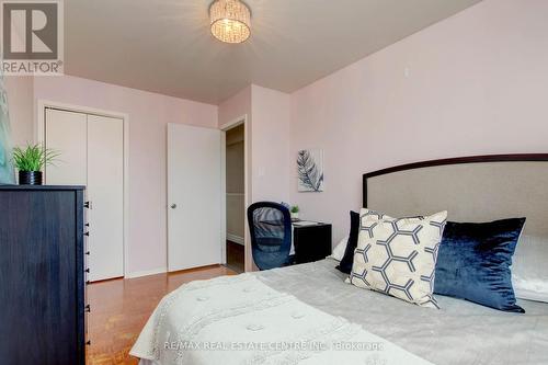 4 - 2145 Sherobee Road, Mississauga, ON - Indoor Photo Showing Bedroom