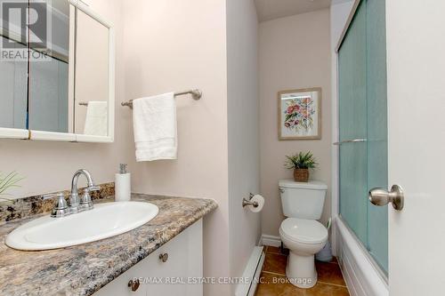 4 - 2145 Sherobee Road, Mississauga, ON - Indoor Photo Showing Bathroom
