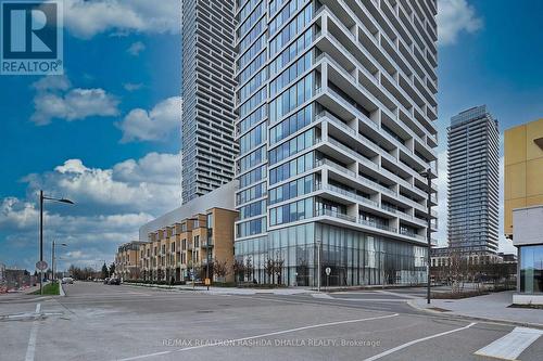 2011 - 5 Buttermill Avenue, Vaughan, ON - Outdoor