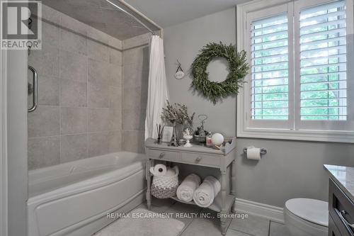 306 - 390 Upper Middle Road E, Oakville, ON - Indoor Photo Showing Bathroom