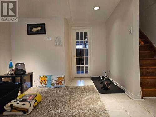 24 Ellesmere Street, Richmond Hill, ON - Indoor Photo Showing Other Room
