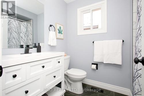 1501 Napanee Road, Pickering, ON - Indoor Photo Showing Bathroom