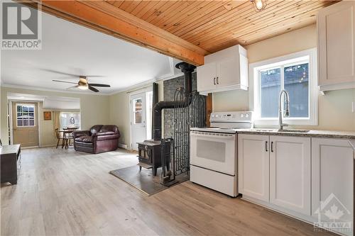 135 Bayview Drive, Constance Bay, ON - Indoor Photo Showing Kitchen With Double Sink