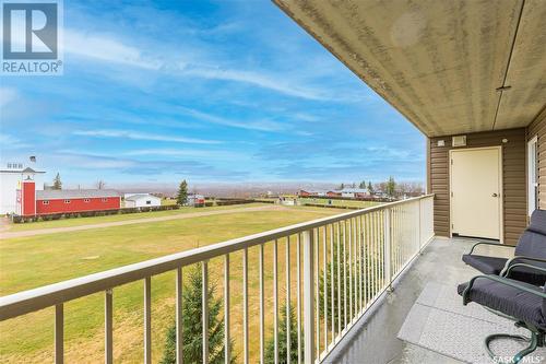 305 2 18Th Street, Battleford, SK - Outdoor With Balcony With View With Exterior