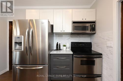 45 Eastbourne Crescent, Toronto, ON - Indoor Photo Showing Kitchen