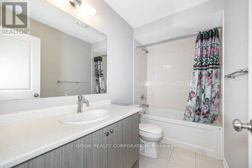 53 Clifford Crescent, New Tecumseth, ON - Indoor Photo Showing Bathroom