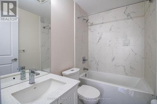 1801 - 9085 Jane Street, Vaughan, ON - Indoor Photo Showing Bathroom