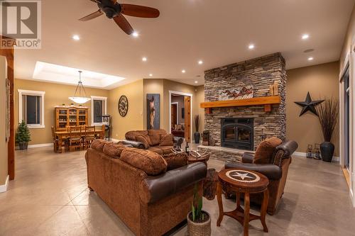 896 Raven Hill Road, Osoyoos, BC - Indoor Photo Showing Living Room With Fireplace