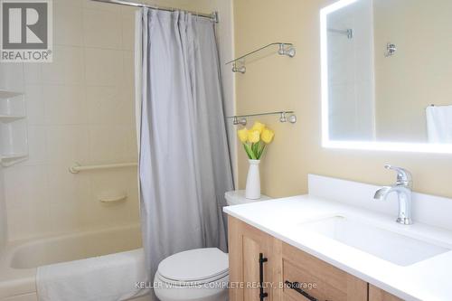 17 - 145 Rice Avenue, Hamilton, ON - Indoor Photo Showing Bathroom