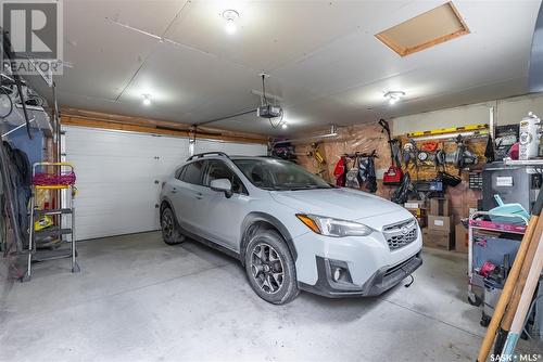 703 Hampton Circle, Saskatoon, SK - Indoor Photo Showing Garage
