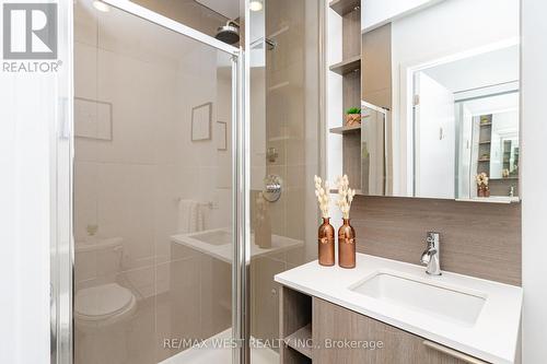 911 - 55 Regent Park Boulevard, Toronto, ON - Indoor Photo Showing Bathroom