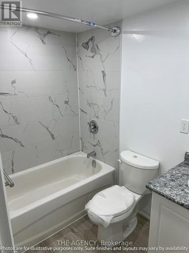 107 - 34 Carscadden Drive, Toronto, ON - Indoor Photo Showing Bathroom