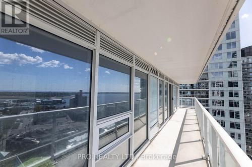 2311 - 19 Bathurst Street, Toronto, ON -  With Balcony With View With Exterior