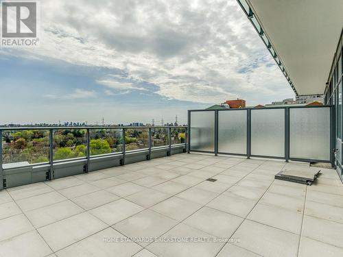 S905 - 8 Olympic Gardens Drive, Toronto, ON - Outdoor With View With Exterior