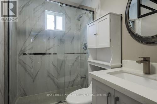 237 Willowdale Avenue, Toronto, ON - Indoor Photo Showing Bathroom