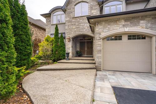 212 Valleyview Drive, Ancaster, ON - Outdoor