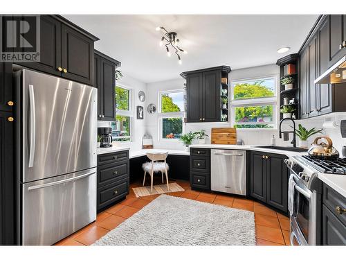 1330 Ethel Street, Kelowna, BC - Indoor Photo Showing Kitchen With Stainless Steel Kitchen With Upgraded Kitchen