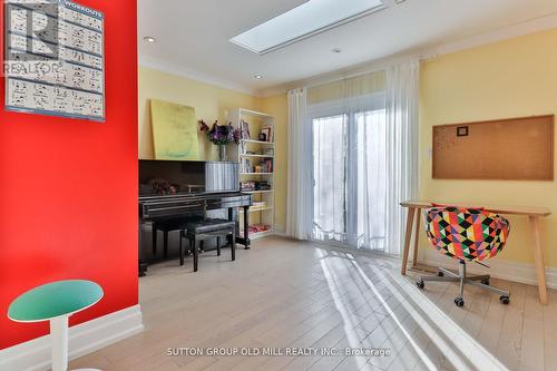 558 Clendenan Avenue, Toronto, ON - Indoor Photo Showing Other Room