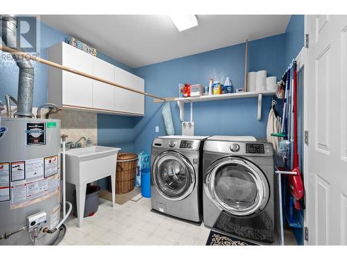 113 Leighton Ave, Chase, BC - Indoor Photo Showing Laundry Room