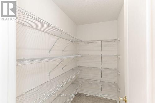 2 Rowland Street, Collingwood, ON - Indoor With Storage