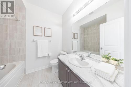 2651 Delphinium Trail, Pickering, ON - Indoor Photo Showing Bathroom