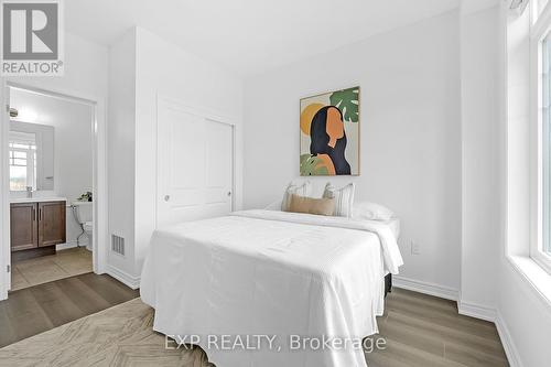 4 - 288 Glover Road, Hamilton, ON - Indoor Photo Showing Bedroom