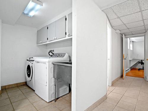 Salle de lavage - 4001 Av. Northcliffe, Montréal (Côte-Des-Neiges/Notre-Dame-De-Grâce), QC - Indoor Photo Showing Laundry Room