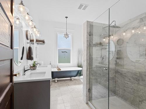 2326 Garcia Street, Merritt, BC - Indoor Photo Showing Bathroom