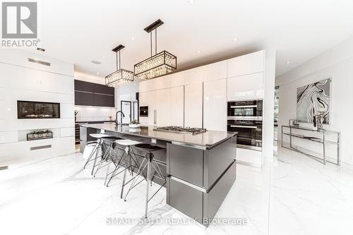 41 Chatfield Drive, Toronto, ON - Indoor Photo Showing Kitchen With Upgraded Kitchen