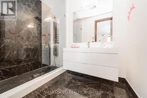 41 Chatfield Drive, Toronto, ON - Indoor Photo Showing Bathroom
