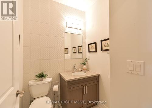 Ph605 - 80 Orchard Point Road, Orillia, ON - Indoor Photo Showing Bathroom