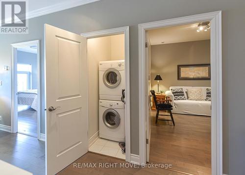 Ph605 - 80 Orchard Point Road, Orillia, ON - Indoor Photo Showing Laundry Room