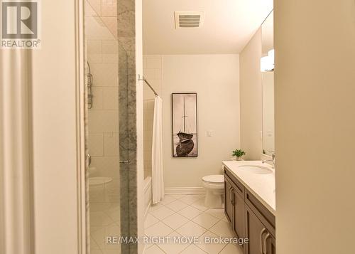 Ph605 - 80 Orchard Point Road, Orillia, ON - Indoor Photo Showing Bathroom