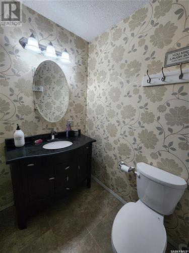 505 Pheasant Street, Grenfell, SK - Indoor Photo Showing Bathroom