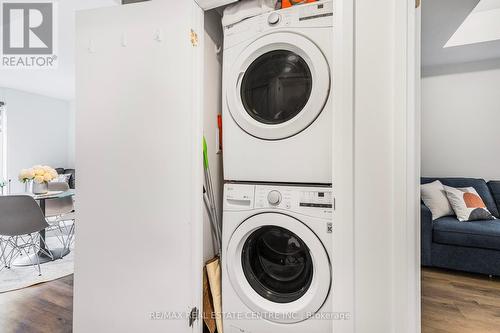10 - 15 Brin Drive, Toronto, ON - Indoor Photo Showing Laundry Room
