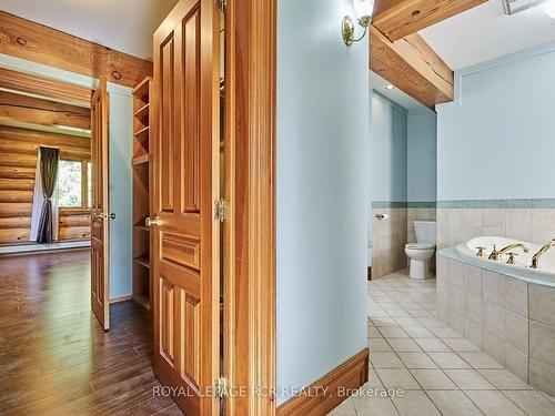 4985 Westney Rd, Pickering, ON - Indoor Photo Showing Bathroom