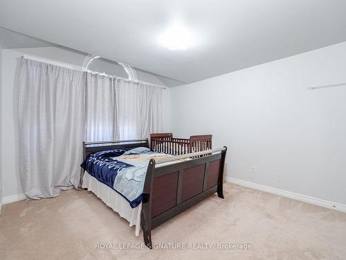 5499 Doctor Peddle Cres, Mississauga, ON - Indoor Photo Showing Bedroom