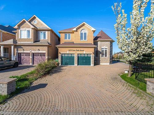 5499 Doctor Peddle Cres, Mississauga, ON - Outdoor With Facade