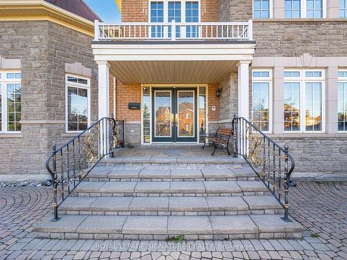 5499 Doctor Peddle Cres, Mississauga, ON - Outdoor