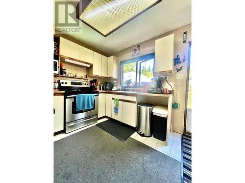 2480 First Avenue, Terrace, BC - Indoor Photo Showing Kitchen