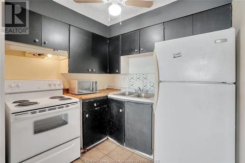 150 Park Unit# 1706, Windsor, ON - Indoor Photo Showing Kitchen With Double Sink