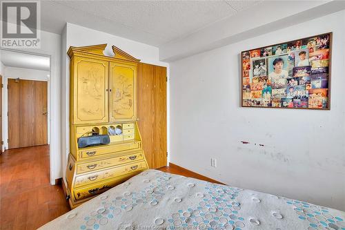150 Park Unit# 1706, Windsor, ON - Indoor Photo Showing Bedroom