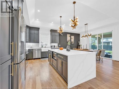 3973 Lasalle Woods, Lasalle, ON - Indoor Photo Showing Kitchen With Upgraded Kitchen