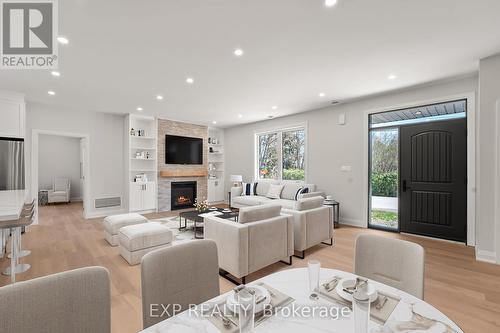 806 Adams Road, Innisfil, ON - Indoor Photo Showing Living Room With Fireplace