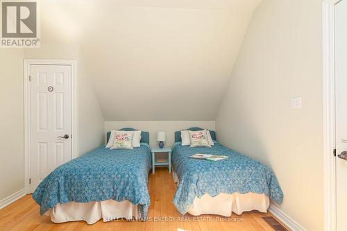 96 Island Road, Prince Edward County, ON - Indoor Photo Showing Bedroom