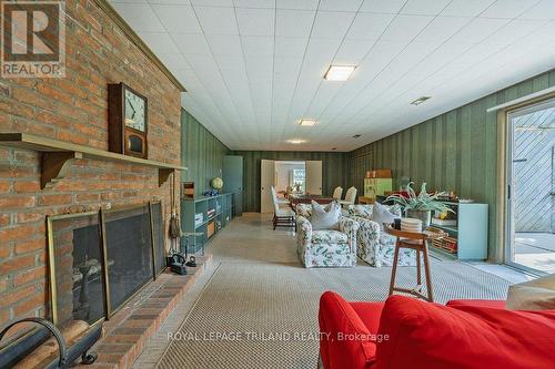 138 Hunt Club Drive, London, ON - Indoor Photo Showing Other Room With Fireplace